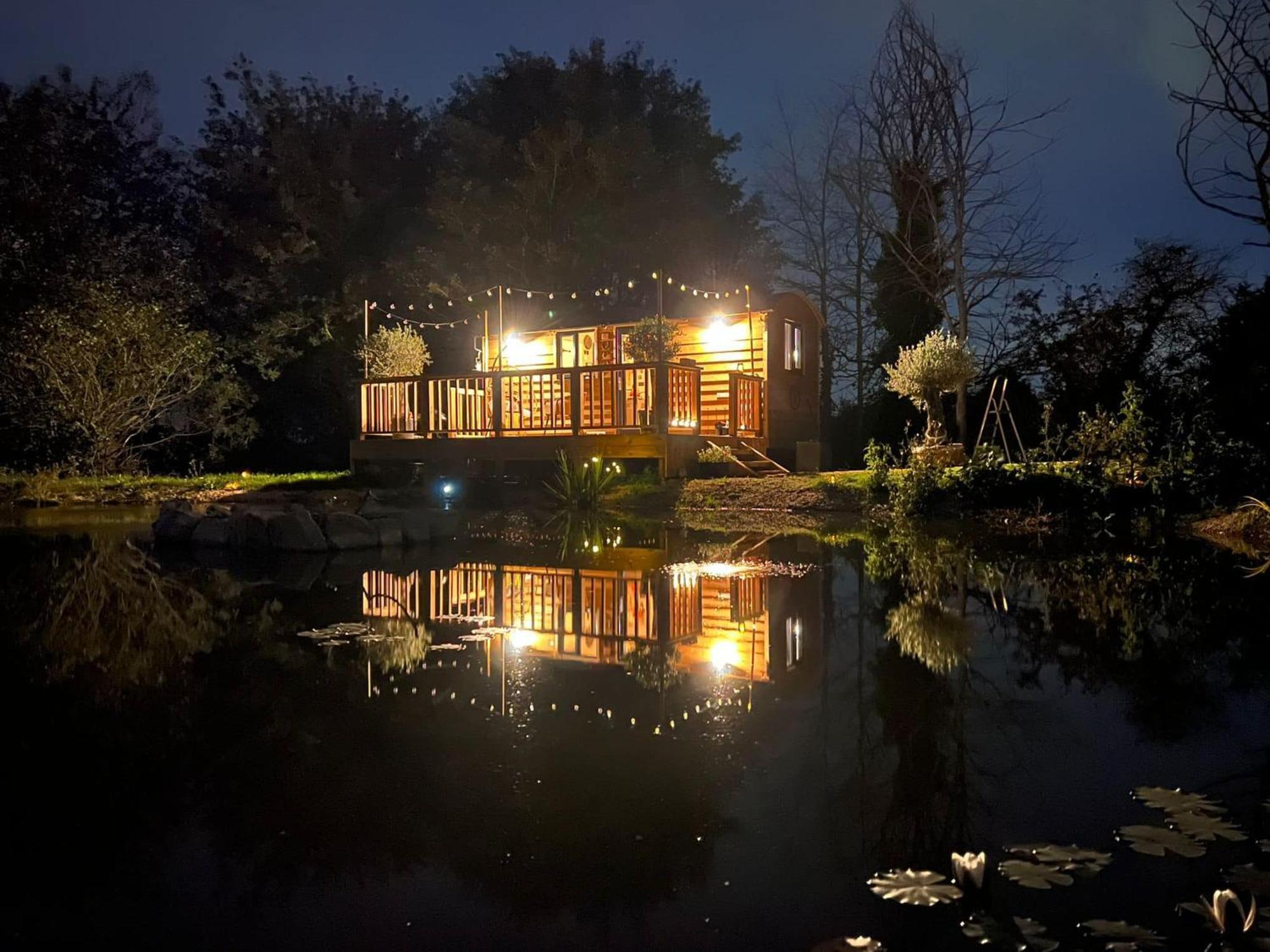 Rusty Duck Retreat Shepherds Hut Shedfield Экстерьер фото